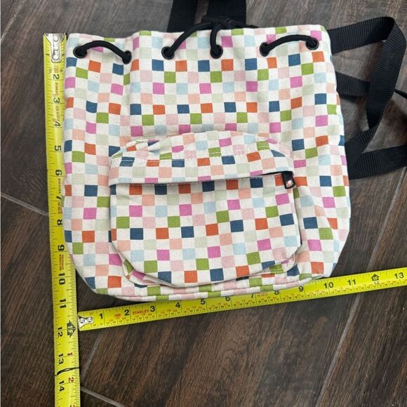 🎒💫 VANS Checkerboard Backpack 💫🎒
🌈 Colorful, Bold, and Totally Retro Vibes! - Picture 6 of 6